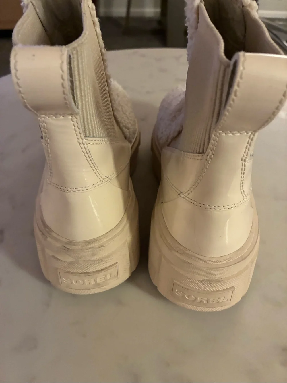 NWOT SOREL Caribou X Waterproof Chelsea Boots Size 9.5